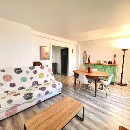 Apartman Proche Gare, 6 Voyageurs Et Stationnement Gratuit *